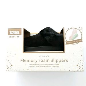 NIB TOTES Toasties Chenille Braid Slippers, Black Houseshoes